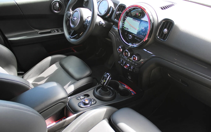 MINI Countryman cena 99900 przebieg: 97610, rok produkcji 2020 z Poddębice małe 254